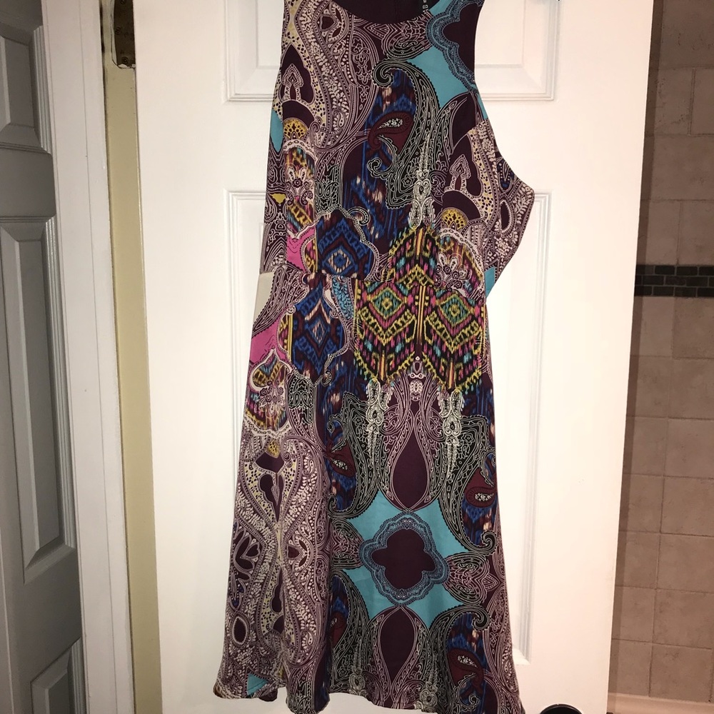 Design Lab Dress - Picture 2 of 5
